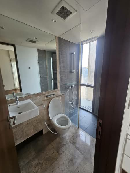 Hansar Rajdamri, Bangkok, 3-250 Soi Mahatlek Luang 2, Lumphini, Pathum Wan, Bangkok, 3 Bedrooms, 269 sqm, Condo For Rent, by Ratsarin Sirinipaspong, 500226350 - DDproperty.com