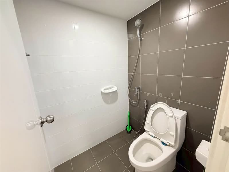 Pruksa Ville Rangsit-Workpoint, Pathum Thani, Prem Prachakon Canal Road, Bang Phun, Muang Pathum Thani, Pathum Thani, 3 Bedrooms, 120 sqm, Townhouse For Sale, by คุณ พรหมภัสสร เจริญเชื้อตาพระ (แพม), 500226369 - DDproperty.com