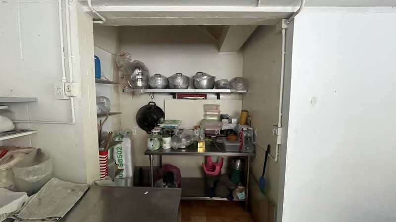 For Sale - อาคารพาณิชย์ 2 คูหา ซอยแจ้งวัฒนะ 1 พร้อมผู้เช่าออฟฟิศ, Bangkok