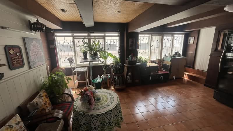 For Sale - อาคารพาณิชย์ 2 คูหา ซอยแจ้งวัฒนะ 1 พร้อมผู้เช่าออฟฟิศ, Bangkok