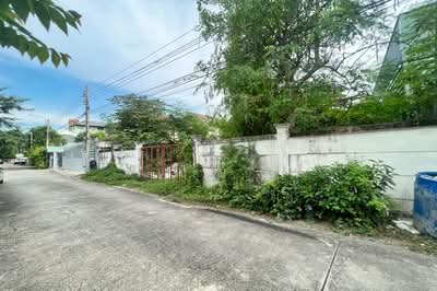 ขาย - ถนนประดิษฐ์มนูญธรรม ซอยลาดพร้าว 87 แยก 27, กรุงเทพ