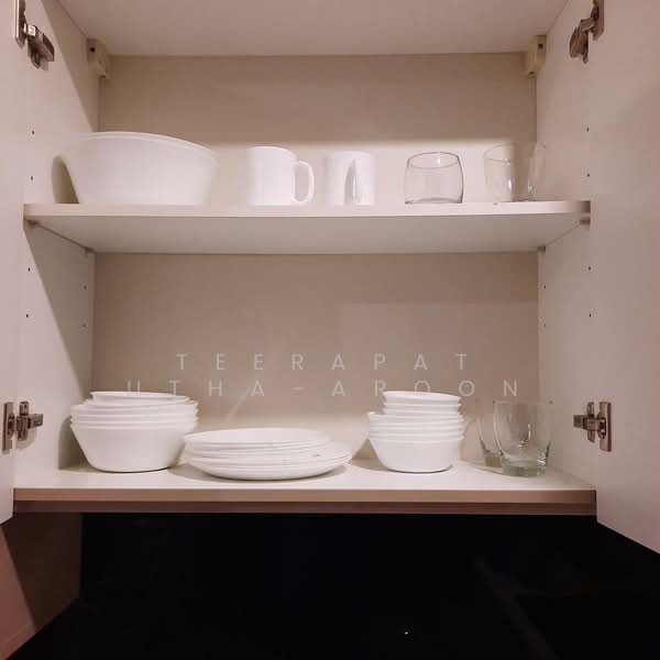 Trapezo Sukhumvit 16, Bangkok, Soi Sukhumvit 16, Khlong Toei, Khlong Toei, Bangkok, 2 Bedrooms, 85 sqm, Condo For Rent, by Teerapat Utha-aroon, 500226437 - DDproperty.com