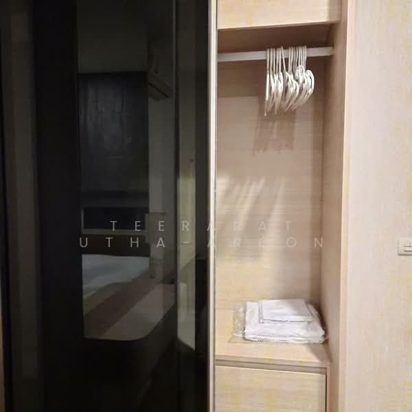 Trapezo Sukhumvit 16, Bangkok, Soi Sukhumvit 16, Khlong Toei, Khlong Toei, Bangkok, 2 Bedrooms, 85 sqm, Condo For Rent, by Teerapat Utha-aroon, 500226437 - DDproperty.com