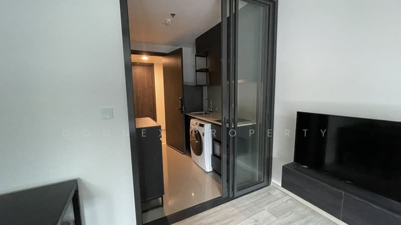 XT Huaikhwang, Bangkok, 244 Ratchadaphisek Road, Huai Khwang, Huai Khwang, Bangkok, 1 Bedroom, 30 sqm, Condo For Rent, by Connex Property, 500226444 - DDproperty.com