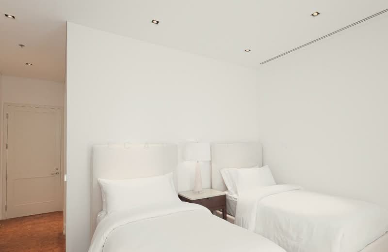 The Ritz-Carlton Residences : เดอะ ริซท์-คาร์ลตัน เรสซิเดนเซส, กรุงเทพ, 114 ถ.นราธิวาสราชนครินทร์, สีลม, บางรัก, กรุงเทพ, 226 ตร.ม., คอนโด ขาย, โดย Decalf Simon, 500226451 - DDproperty.com