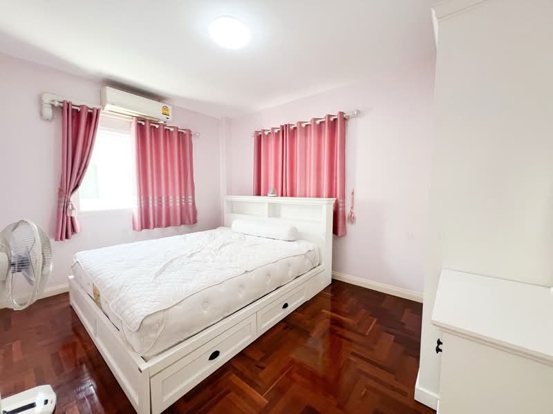 Perfect Place Sukhumvit 77-Suvarnabhumi, Samut Prakan, Lat Krabang Road, Rachathewa, Bang Plee, Samut Prakan, 3 Bedrooms, 170 sqm, Single Detached House For Sale, by อภิมงคล สุขเกษม, 500226458 - DDproperty.com