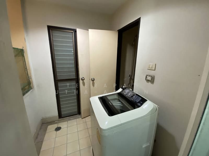 Wilshire Condominium, Bangkok, 80 Soi Sukhimvit 22, Khlong Toei, Khlong Toei, Bangkok, 2 Bedrooms, 140 sqm, Condo For Rent, by Teerapat Utha-aroon, 500226463 - DDproperty.com