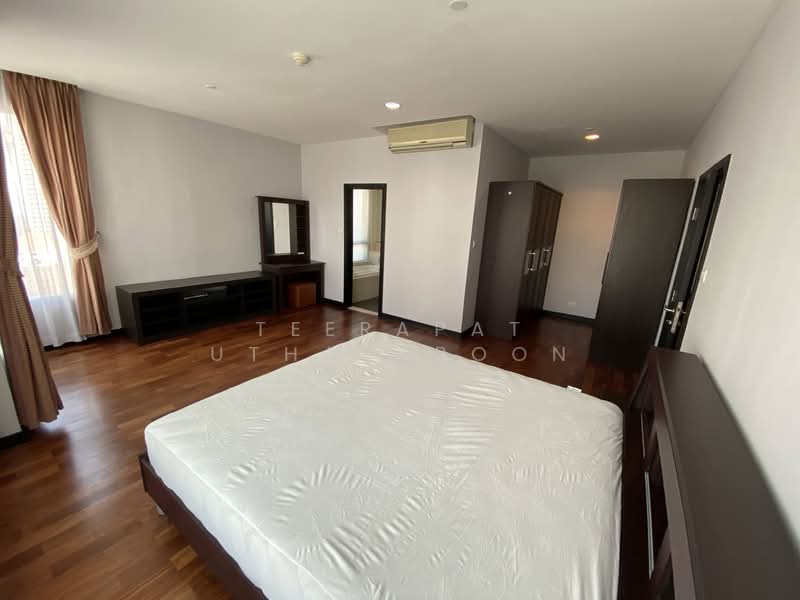 Wilshire Condominium, Bangkok, 80 Soi Sukhimvit 22, Khlong Toei, Khlong Toei, Bangkok, 2 Bedrooms, 140 sqm, Condo For Rent, by Teerapat Utha-aroon, 500226463 - DDproperty.com