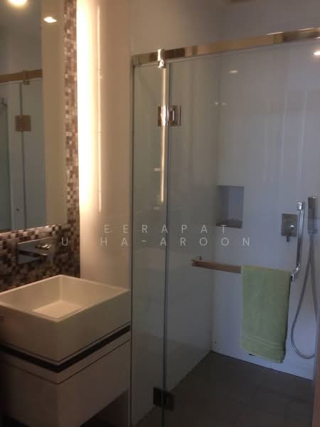 The Room Sathorn, Bangkok, 78 Pan Road, Silom, Bang Rak, Bangkok, 1 Bedroom, 50 sqm, Condo For Rent, by Teerapat Utha-aroon, 500226533 - DDproperty.com