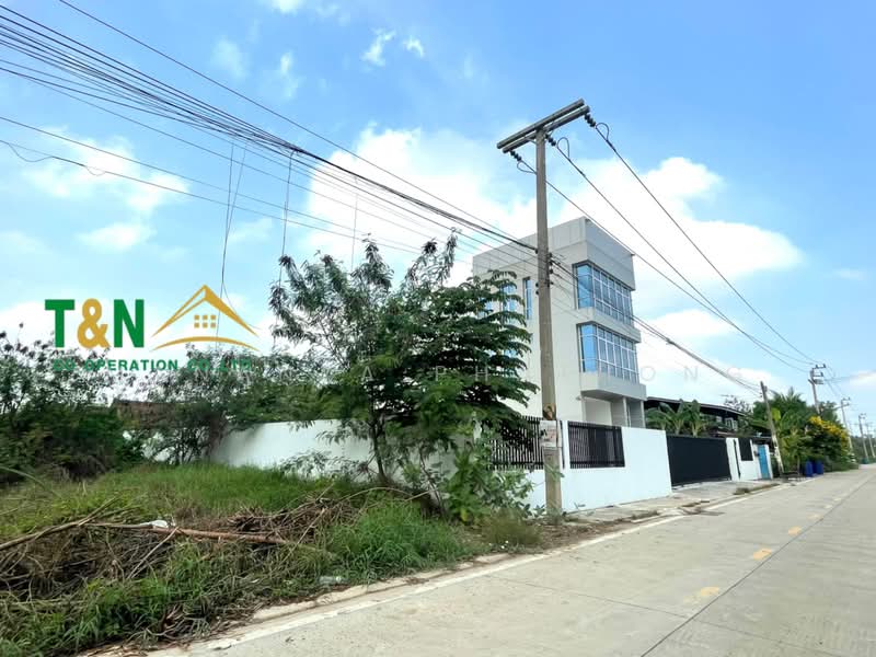 โกดัง พร้อมสำนักงาน 3 ชั้น พร้อมที่ดินเปล่า เทพกุญชร 45, Pathum Thani, Khlong Nung, Khlong Luang, Pathum Thani, , 800 sqm, Land For Sale, by MANANYA PHATHONG, 500226573 - DDproperty.com