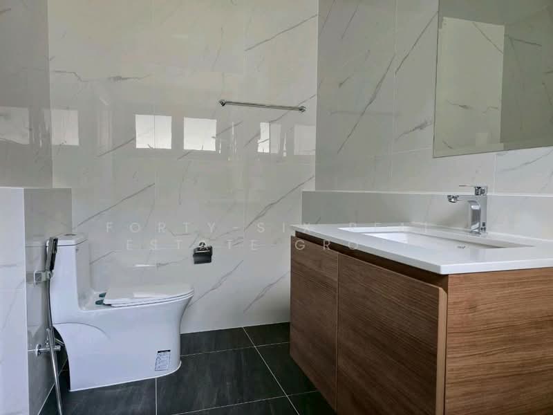 Centro Vibhavadi, Bangkok, Chang Akat Uthit Road, Sanam Bin, Don Mueang, Bangkok, 4 Bedrooms, 252 sqm, Single Detached House For Rent, by Forty-Six Real Estate Group, 500226597 - DDproperty.com