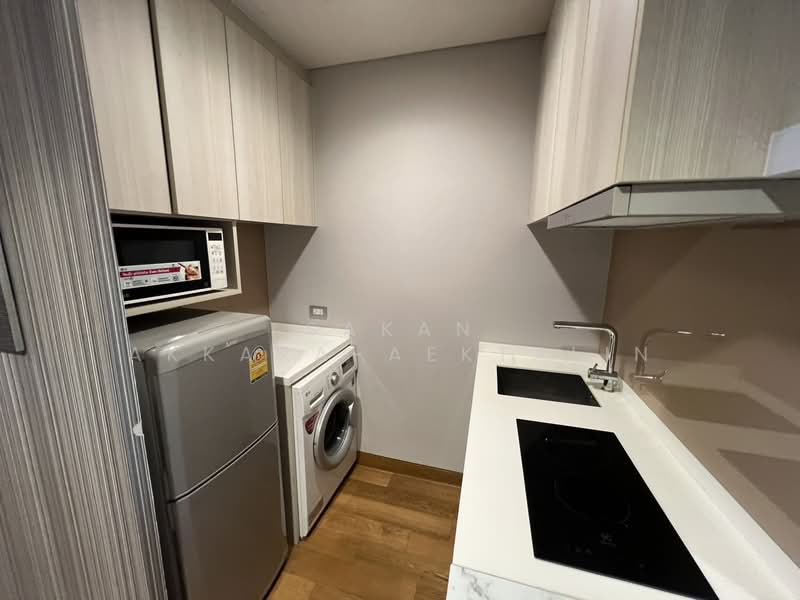 Rhythm Sukhumvit 36-38, Bangkok, 55 Soi Sukhumvit 36, Sukhumvit Road, Phra Kanong, Khlong Toei, Bangkok, 1 Bedroom, 33 sqm, Condo For Rent, by Sakan Akkara-aektalin, 500226605 - DDproperty.com