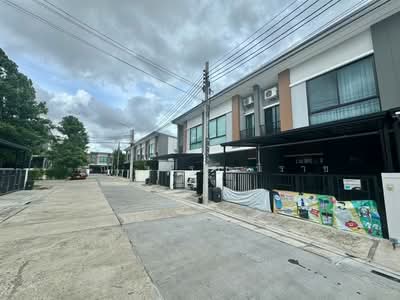 ขาย - ยูนิโอ เพชรเกษม 110, กรุงเทพ