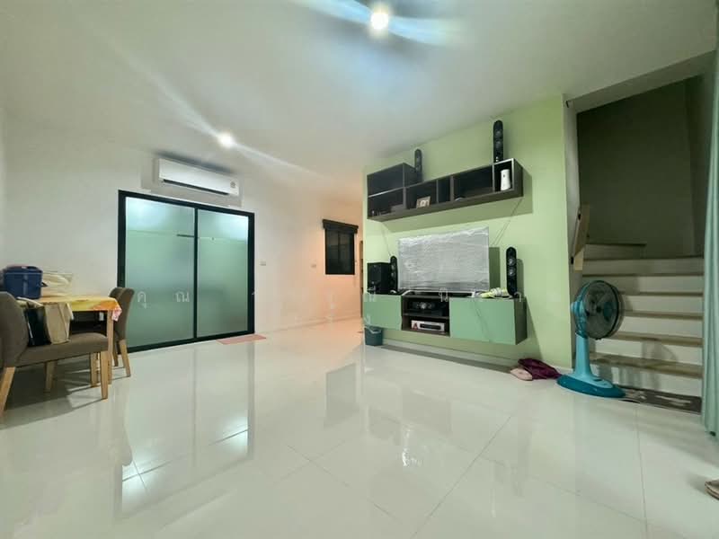 ยูนิโอ เพชรเกษม 110, Bangkok, ถนนเพชรเกษม, Nong Kang Plu, Nong Khaem, Bangkok, 3 Bedrooms, 90 sqm, Townhouse For Sale, by คุณ วารุณี นิราช (รุ้ง), 500226624 - DDproperty.com