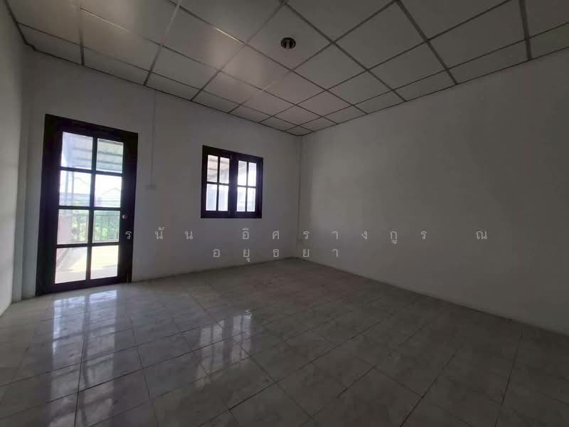 หมู่บ้านพรรณนิภา 3 ถนนรังสิต-นครนายก ตำบลคลองสี่ อำเภอคลองหลวง จังหวัดปทุมธานี, Pathum Thani, Khlong Si, Khlong Luang, Pathum Thani, 2 Bedrooms, 94 sqm, Townhouse For Sale, by ภัทรนัน อิศรางกูร ณ อยุธยา, 500226656 - DDproperty.com