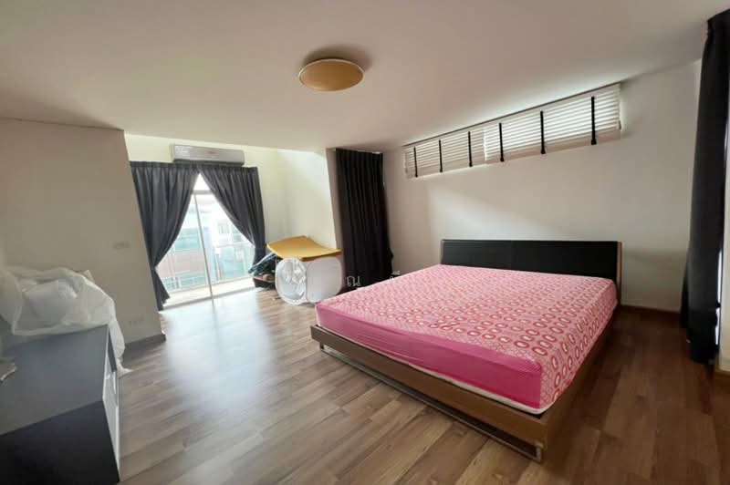 ไอริส เรสซิเดนซ์ ประดิษฐ์มนูธรรม, Bangkok, ประดิษฐ์มนูธรรม, Khlong Chaokhun Sing, Wang Thonglang, Bangkok, 3 Bedrooms, 140 sqm, Single Detached House For Sale, by คุณบี, 500226694 - DDproperty.com