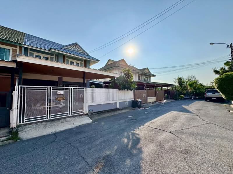 Baan Pruksa 30/1 Ban Kluai-Sai Noi : บ้านพฤกษา 30/1 บ้านกล้วย-ไทรน้อย, นนทบุรี, ถนนเลียบคลองบางไทร, พิมลราช, บางบัวทอง, นนทบุรี, 120 ตร.ม., บ้านแฝด ขาย, โดย กรณวัสส์ กัณฑวัสส์วงส์, 500226730 - DDproperty.com