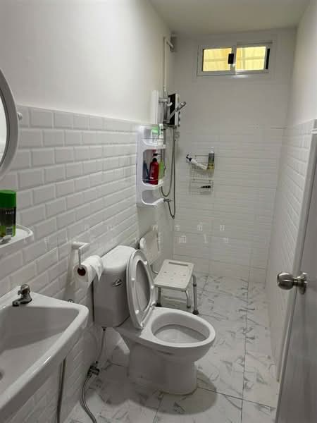 บ้านภัคภิรมย์ รีสอร์ท (Baan Pakpirom Resort) สุวินทวงศ์ 5/2, Bangkok, ถนนสุวินทวงศ์, Saen Sab, Min Buri, Bangkok, 4 Bedrooms, 260 sqm, Single Detached House For Sale, by คุณ พรชัย เสนจันทร์ฒิไชย (โก้), 500226765 - DDproperty.com