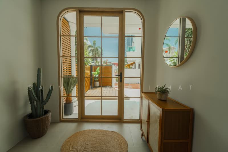 Townhouse for rent near Wong Amat Beach 3 stories 3 beds, only 10 minutes to Terminal 21, Chon Buri (Pattaya), นาเกลือ 16, Na Kloe, Bang Lamung (Pattaya), Chon Buri (Pattaya), 3 Bedrooms, 200 sqm, Townhouse For Rent, by Saimaii Russiphat, 500226805 - DDproperty.com