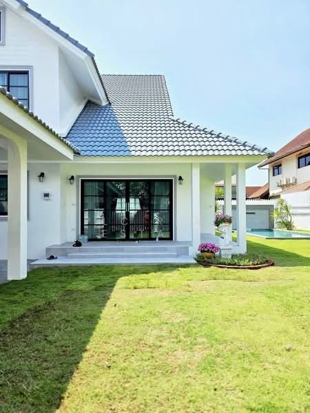 4 Bedroom Pool Villa for Sale East Pattaya, Chon Buri (Pattaya), Bang Lamung, Bang Lamung (Pattaya), Chon Buri (Pattaya), 4 Bedrooms, 360 sqm, Villa For Sale, by PLC real estate, 500226834 - DDproperty.com