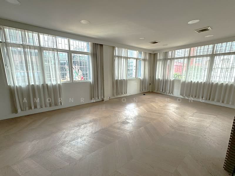 For Rent - Retail, Bangkok