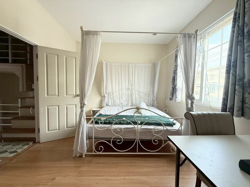 Golden Town Sriracha-Assumption, Chon Buri (Pattaya), Kaokilo, Surasak, Si Racha, Chon Buri (Pattaya), 4 Bedrooms, 150 sqm, Townhouse For Sale, by Infinity EEC (Thailand) Co., Ltd., 500226855 - DDproperty.com