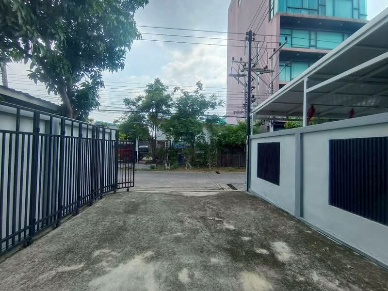 บ้านสวยพร้อมอยู่ รังสิต – สะพานแดง คลอง 1 ซอย 16, ปทุมธานี, ประชาธิปัตย์, ธัญบุรี, ปทุมธานี, 150 ตร.ม., บ้านเดี่ยว ขาย, โดย นภา, 500226881 - DDproperty.com