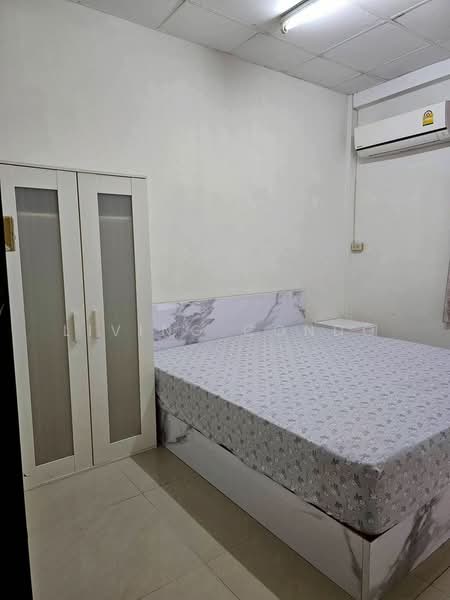 ทาวน์เฮ้าส์ ซอย อ่อนนุช 50, Bangkok, Suan Luang, Suan Luang, Bangkok, 2 Bedrooms, 128 sqm, Townhouse For Rent, by Living Condo, 500226899 - DDproperty.com