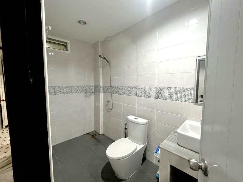 อยู่เองก็ลงตัว ทำออฟฟิศก็เวิร์ก!!! ขายทาวน์โฮม 3 ชั้น ซอยบรมราชชนนี 4 ฟังก์ชันยืดหยุ่น, กรุงเทพ, บางบำหรุ, บางพลัด, กรุงเทพ, 325 ตร.ม., ทาวน์เฮ้าส์ ขาย, โดย คุณกัปตัน, 500226903 - DDproperty.com