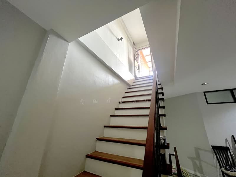 อยู่เองก็ลงตัว ทำออฟฟิศก็เวิร์ก!!! ขายทาวน์โฮม 3 ชั้น ซอยบรมราชชนนี 4 ฟังก์ชันยืดหยุ่น, กรุงเทพ, บางบำหรุ, บางพลัด, กรุงเทพ, 325 ตร.ม., ทาวน์เฮ้าส์ ขาย, โดย คุณกัปตัน, 500226903 - DDproperty.com