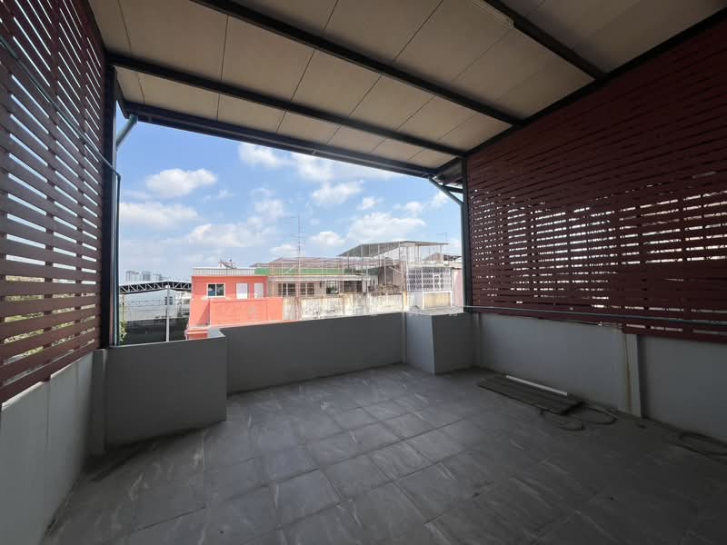 อยู่เองก็ลงตัว ทำออฟฟิศก็เวิร์ก!!! ขายทาวน์โฮม 3 ชั้น ซอยบรมราชชนนี 4 ฟังก์ชันยืดหยุ่น, Bangkok, Bang Bamru, Bang Phlat, Bangkok, 4 Bedrooms, 325 sqm, Townhouse For Sale, by คุณกัปตัน, 500226903 - DDproperty.com