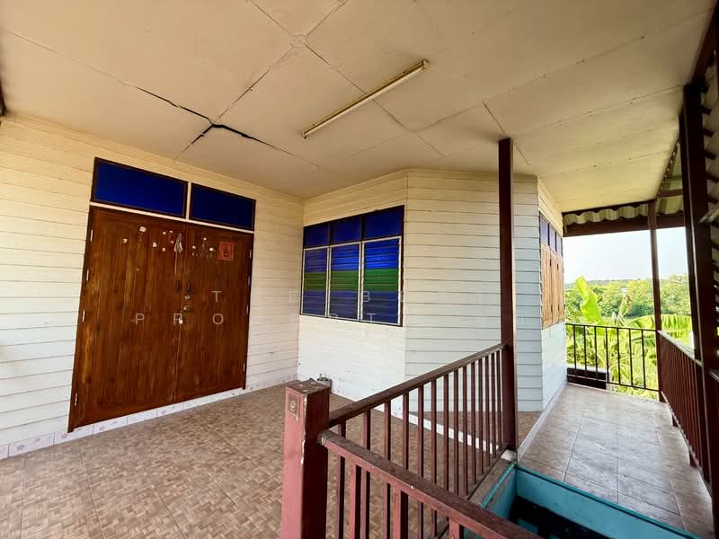 For Sale - บ้านเดี่ยวพร้อมที่ดินป่าตาล ลพบุรี, Lop Buri
