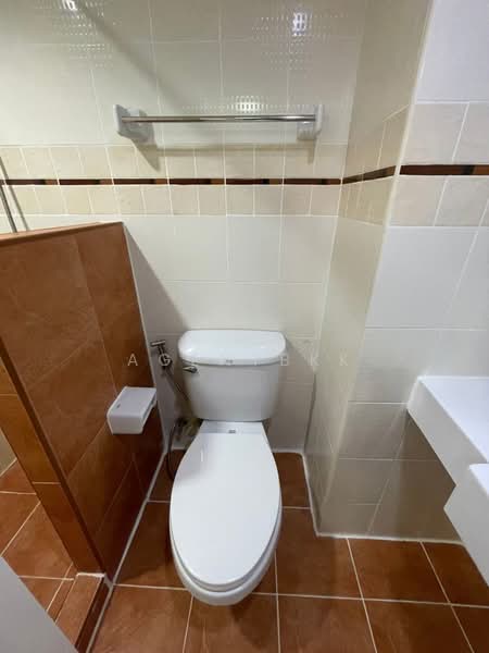 Lumpini Ville Sukhumvit 77, Bangkok, Sukhumvit 77 Road, Suan Luang, Suan Luang, Bangkok, 1 Bedroom, 42 sqm, Condo For Rent, by Agentbkk, 500226917 - DDproperty.com