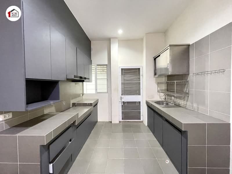 TARA Ratchaphruek-Pinklao, Nonthaburi, Plai Bang Road, Mahasawat, Bang Kruai, Nonthaburi, 3 Bedrooms, 240 sqm, Single Detached House For Sale, by อานันท์ ขจรศักดิ์ว่องไว, 500226947 - DDproperty.com