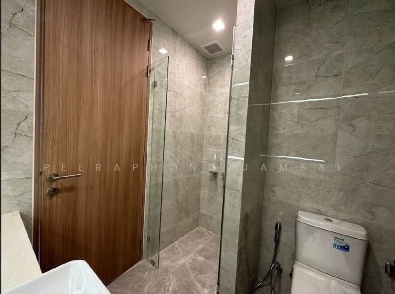 Noble Around Sukhumvit 33, Bangkok, 17 Soi Sukhumvit 33, Khlong Tan Nua, Watthana, Bangkok, 1 Bedroom, 36 sqm, Condo For Rent, by Peeraphong Jamsai, 500226950 - DDproperty.com
