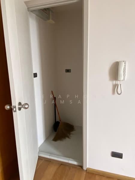 Fuse Sathorn-Taksin, Bangkok, Krung Thon Buri Road, Bang Lam Phu Lang, Khlong San, Bangkok, 1 Bedroom, 33 sqm, Condo For Sale, by Peeraphong Jamsai, 500227023 - DDproperty.com