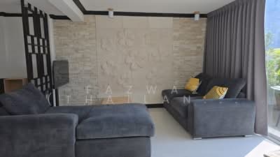 ขาย - First Tower : เฟิร์สทาวเวอร์, กรุงเทพ