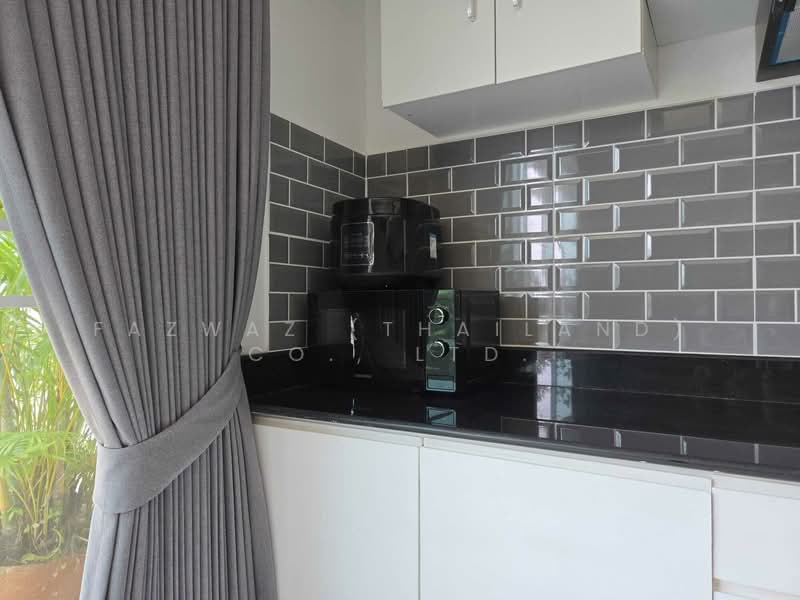 ขาย - First Tower : เฟิร์สทาวเวอร์, กรุงเทพ