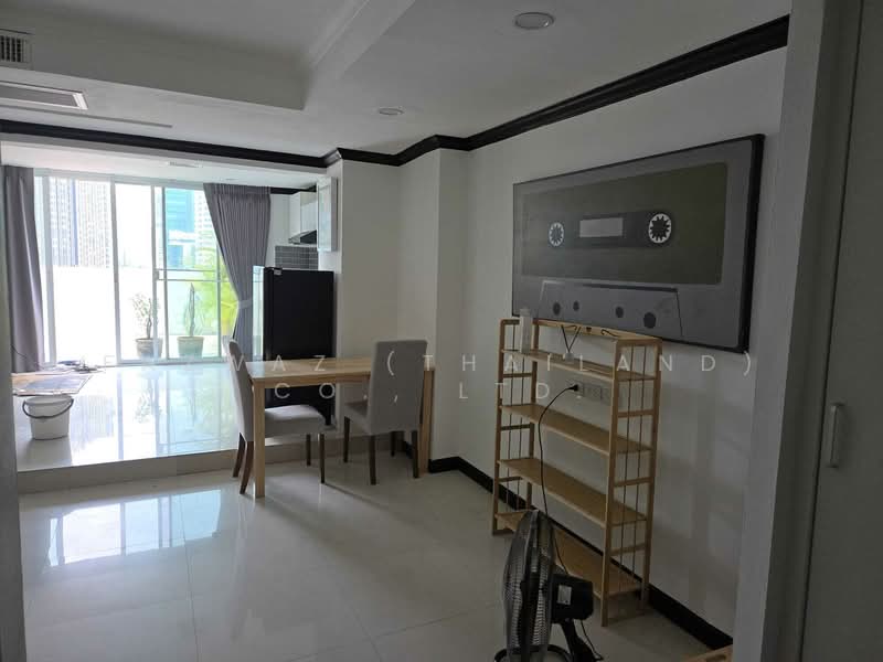 ขาย - First Tower : เฟิร์สทาวเวอร์, กรุงเทพ