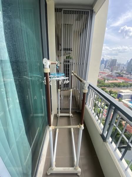 Q Asoke, Bangkok, 1678 Petchaburi Road, Makkasan, Ratchathewi, Bangkok, 1 Bedroom, 38 sqm, Condo For Rent, by Tanawat PP, 500227078 - DDproperty.com