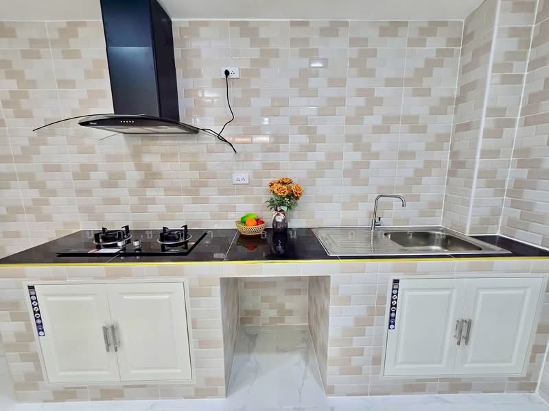 ธนะสิน 9, Bangkok, Ram Inthra, Khan Na Yao, Bangkok, 3 Bedrooms, 90 sqm, Townhouse For Sale, by ปภัชญา ธนัตถ์ภรณ์, 500227095 - DDproperty.com