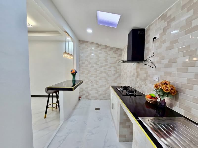 ธนะสิน 9, Bangkok, Ram Inthra, Khan Na Yao, Bangkok, 3 Bedrooms, 90 sqm, Townhouse For Sale, by ปภัชญา ธนัตถ์ภรณ์, 500227095 - DDproperty.com