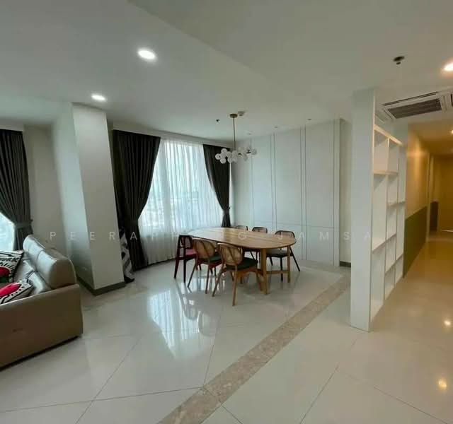 The Empire Place : ดิ เอ็มไพร์ เพลซ, กรุงเทพ, 88 ถนนนราธิวาสราชนครินทร์, ทุ่งมหาเมฆ, สาทร, กรุงเทพ, 183 ตร.ม., คอนโด ให้เช่า, โดย Peeraphong Jamsai, 500227123 - DDproperty.com