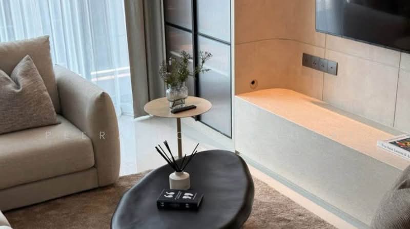 Q1 Sukhumvit, Bangkok, 1 Sukhumvit Road, Khlong Toei, Khlong Toei, Bangkok, 2 Bedrooms, 95 sqm, Condo For Rent, by Peeraphong Jamsai, 500227142 - DDproperty.com