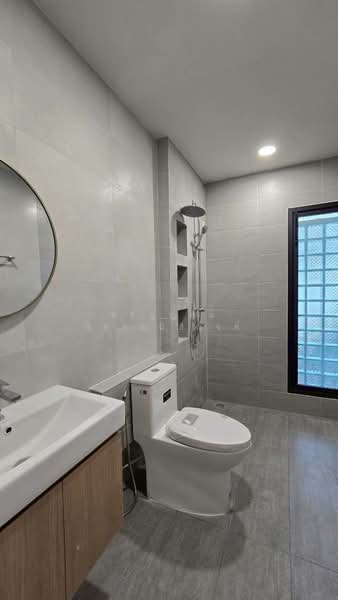 Baan Suan Prinsiri, Bangkok, Khlong Kum, Bueng Kum, Bangkok, 4 Bedrooms, 200 sqm, Single Detached House For Sale, by ชรัญญ์ชัย วัชระนิธิวงศ์, 500227208 - DDproperty.com