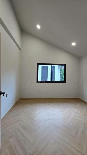 Baan Suan Prinsiri, Bangkok, Khlong Kum, Bueng Kum, Bangkok, 4 Bedrooms, 200 sqm, Single Detached House For Sale, by ชรัญญ์ชัย วัชระนิธิวงศ์, 500227208 - DDproperty.com