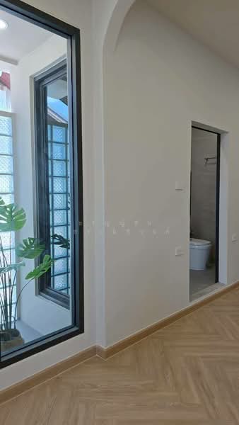 Baan Suan Prinsiri, Bangkok, Khlong Kum, Bueng Kum, Bangkok, 4 Bedrooms, 200 sqm, Single Detached House For Sale, by ชรัญญ์ชัย วัชระนิธิวงศ์, 500227208 - DDproperty.com