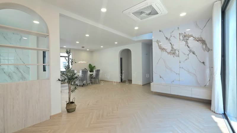 Baan Suan Prinsiri : บ้านสวนปริญสิริ, กรุงเทพ, คลองกุ่ม, บึงกุ่ม, กรุงเทพ, 200 ตร.ม., บ้านเดี่ยว ขาย, โดย ชรัญญ์ชัย วัชระนิธิวงศ์, 500227208 - DDproperty.com