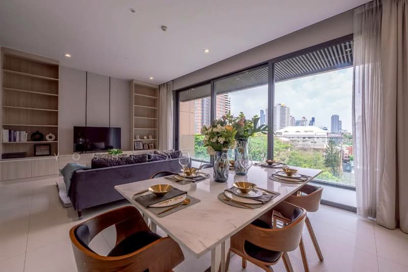 Vittorio 39, Bangkok, 8 Sukhumvit, Khlong Tan Nua, Watthana, Bangkok, 2 Bedrooms, 138 sqm, Condo For Sale, by Yoshida Co., Ltd., 500227219 - DDproperty.com