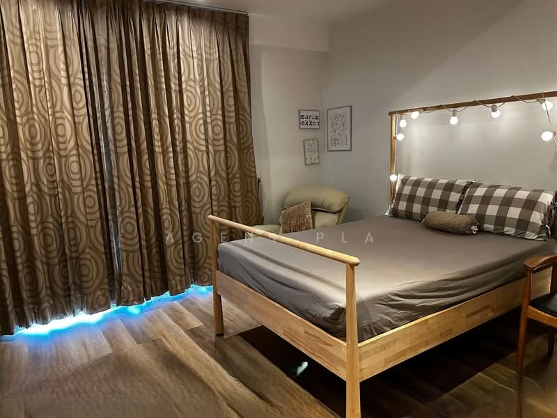 Townhouse for rent, Sathorn Soi 9, only 850 meters to BTS Chong Nonsi (SPSAD3916), Bangkok, Yan Nawa, Sathon, Bangkok, 4 Bedrooms, 192 sqm, Townhouse For Rent, by Agent Pla, 500227230 - DDproperty.com